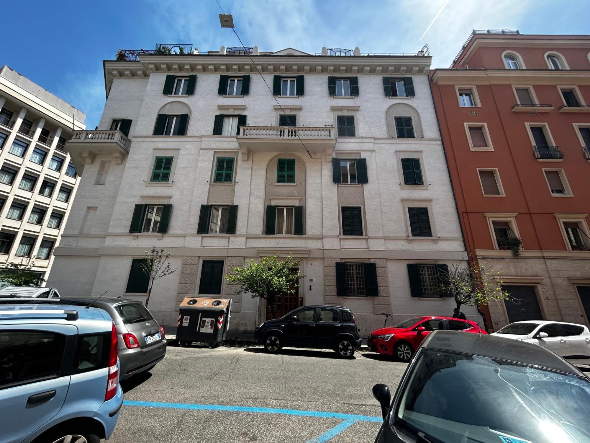 Arezzo 38, Rome